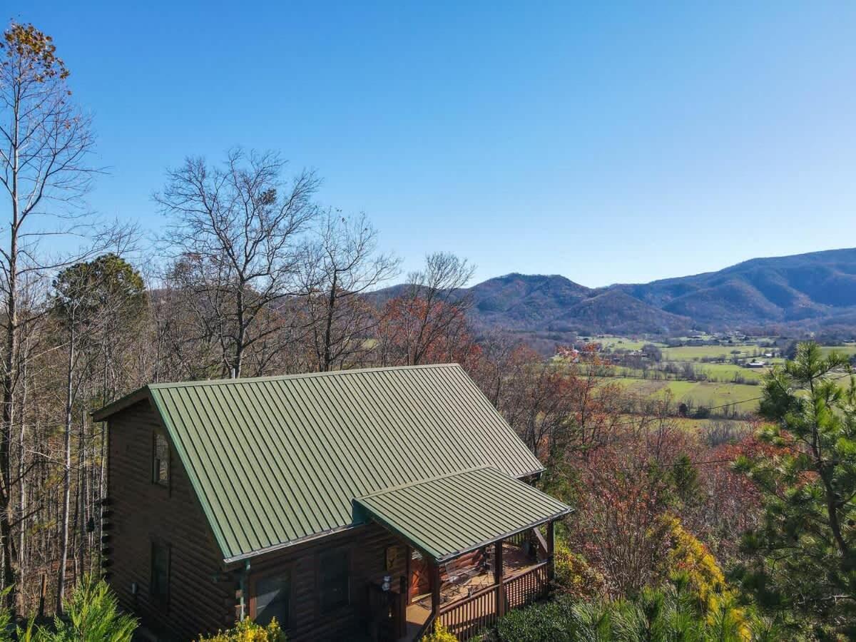 Gorgeous View. Hot Tub. Privacy. Fireplace. Pool & Fishing Access! Sevierville Exteriér fotografie